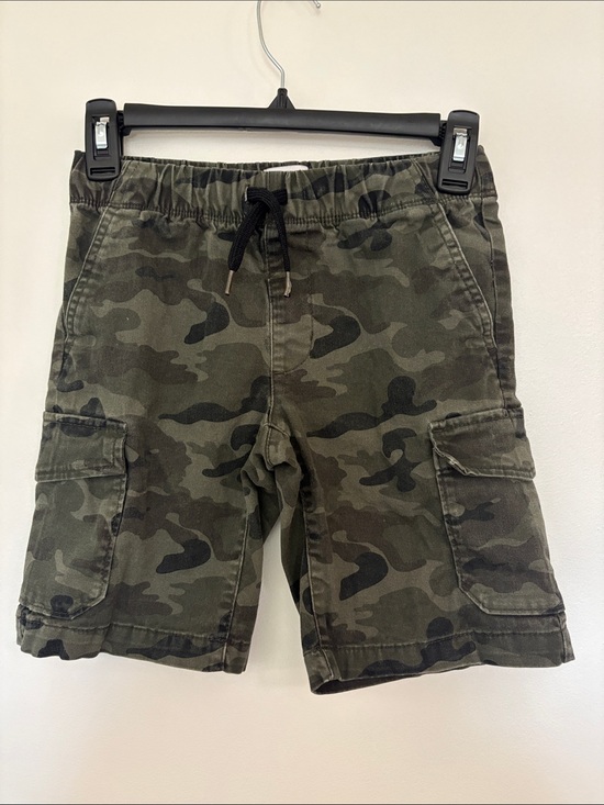 Old Navy Other - Old Navy Boys' Camo Cargo Shorts - Green/Black